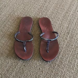 Reef size 8 sandals with color changing beads